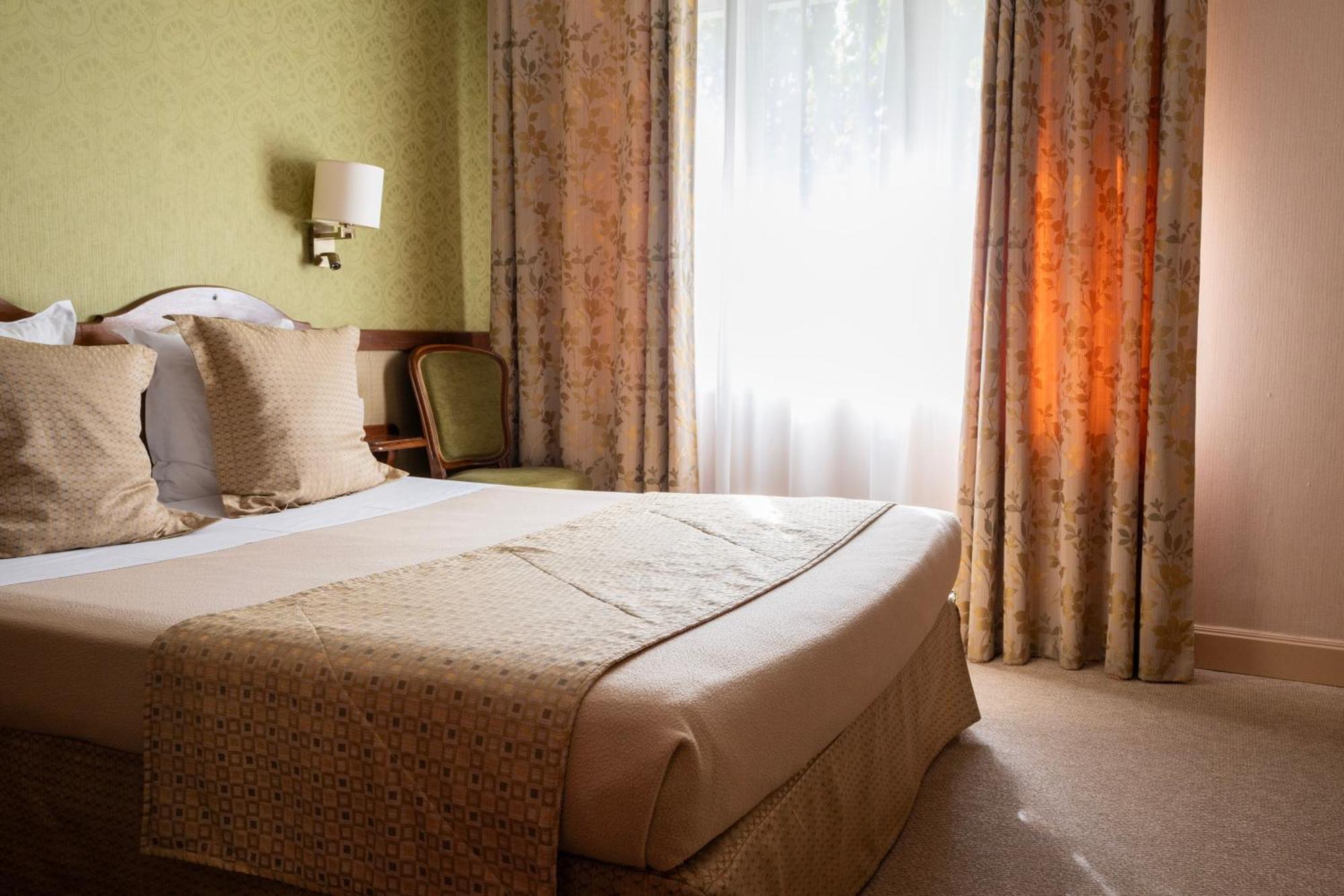 Cit'Hotel Sphinx - Hotel Montélimar Eksteriør bilde